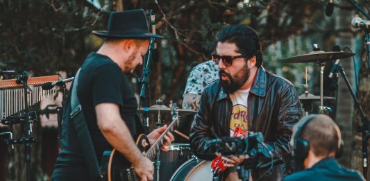 Sete bandas sobem ao palco em festival de rock no Vale dos Vinhedos