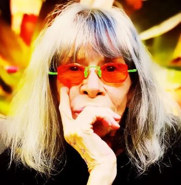 Rita Lee é internada às pressas em São Paulo