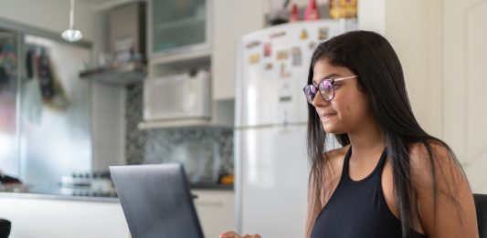 Educação a Distância para Jovens e Adultos do Sesc Farroupilha recebe inscrições