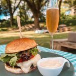 ‘Bubbles & Burgers’ da Vinícola Don Giovanni acontece neste sábado em Pinto Bandeira
