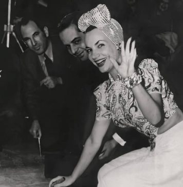 Imagem: Em 1941, Carmem Miranda se torna a primeira e única artista brasileira a ser eternizada na calçada da fama de Hollywood.