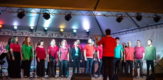 Imagem: Coro/Foto por Marcelo Pedroso