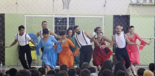 Imagem: Cia. Municipal de Dança de Caxias do Sul/Crédito Camila Rachele Favretto