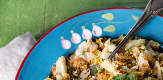 Com preço do bacalhau em alta, veja opções de cortes e outros peixes para a Páscoa