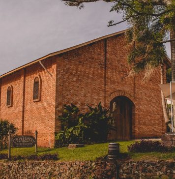 Vinícola Cristofoli lança linha on trade 'Espaço Tempo'