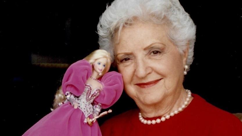 Imagem: Em 2002, morre Ruth Handler, a criadora da boneca Barbie