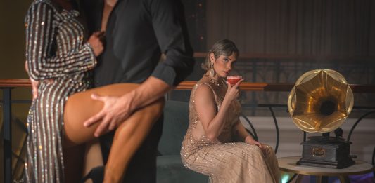 Musical 'DEZOITO+' estreia na próxima terça-feira em Gramado