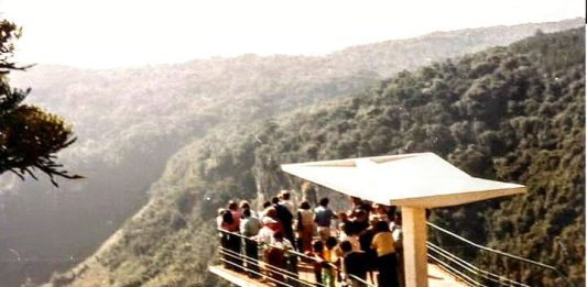 Imagem: Antigo Mirante da Cascata do Caracol/
Grupo Memória