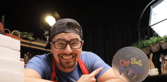 Pizzaiolo Peterson Secco vence reality show 'Que Bela Pizza'