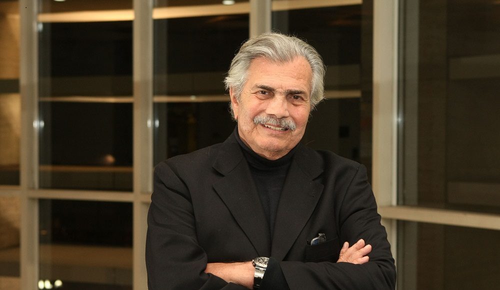 Imagem: Em 2021, morre, aos 85 anos, o ator brasileiro Tarcísio Meira, vítima de covid-19