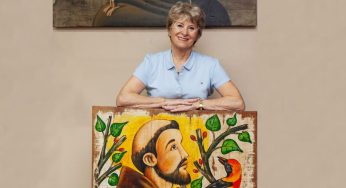 Caxias do Sul recebe a exposição ‘Pinturas de Devoção: Um Olhar sobre São Francisco’ de Isabel Sebben
