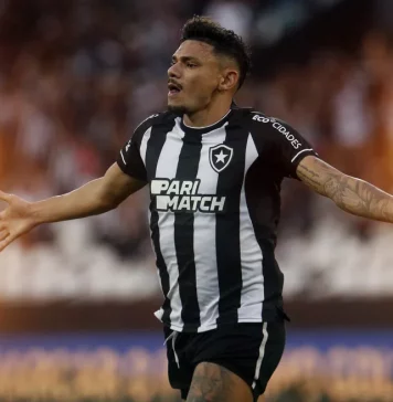 Tiquinho Soares (fonte: site Globo Esporte)