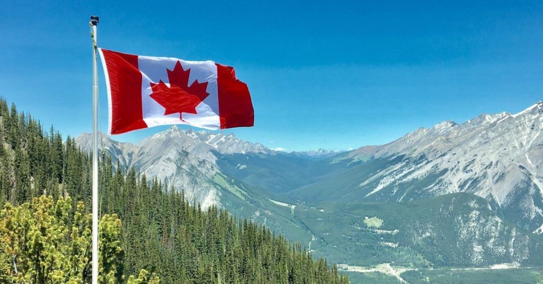 Canadá espera receber 485 mil imigrantes com formação acadêmica em 2024