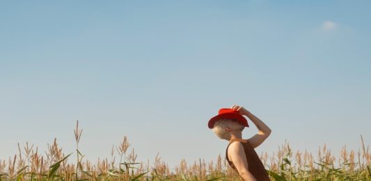Cantor Jão lança clipe da música 'Alinhamento Milenar'