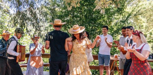 Imagem: A Giordani Turismo oferece três roteiros especiais para a temporada da Vindima, que acontece entre janeiro e março./Bruna Ferreira