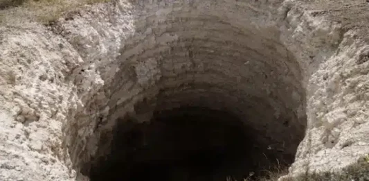 Conheça a história do ‘buraco mais fundo da Terra’