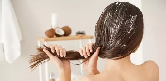 Dicas impressionantes de reconstrução capilar caseira, confira