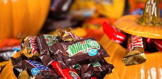 Marca famosa de chocolate enfrenta processo de quase R$ 24 milhões 