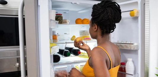 O que comer antes de dormir para acelerar o ganho de massa muscular