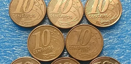 De olho no troco: Moeda de 10 centavos amarelinha de 24 anos valorizou para coleção