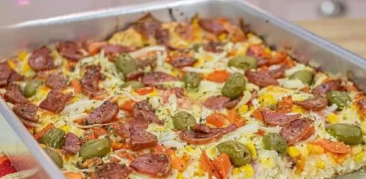 Aprenda a preparar pizza caseira de massa mole, fácil e deliciosa