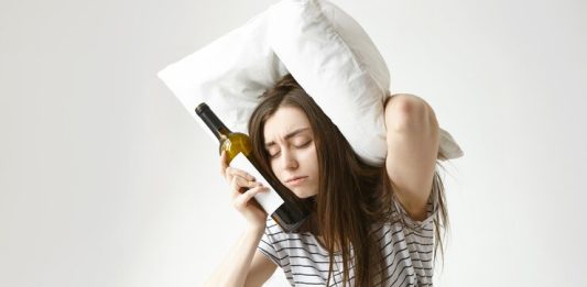 Você sofre mais com ressaca do que outras pessoas? Saiba porquê