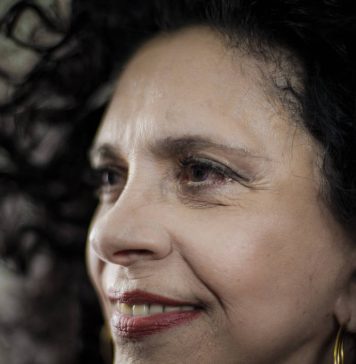 Viúva de Gal Costa briga com filho da cantora por direitos autorais