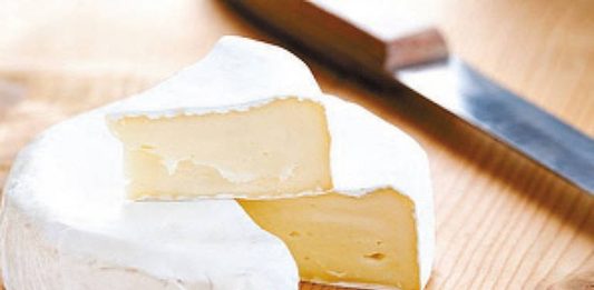 Queijos camembert e roquefort podem desaparecer na França