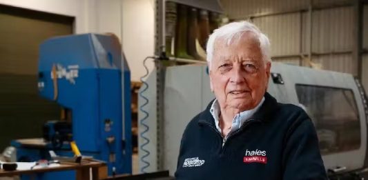 Idoso de 96 é o trabalhador mais velho do país e não quer se aposentar