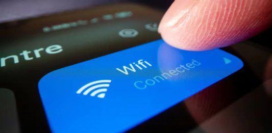 Desligar wi-fi antes de sair de casa é recomendado, entenda porque