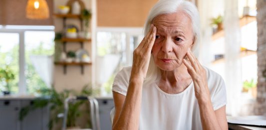 Estudo revela onde aparecem os primeiros sinais de Alzheimer
