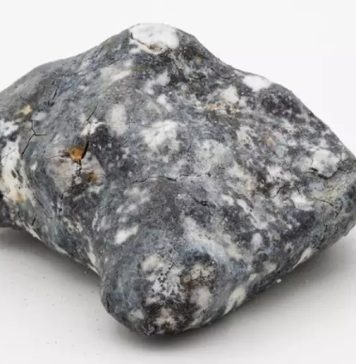 Fragmentos de asteroide de origem misteriosa intrigam cientistas; material pode ter vindo de Mercúrio