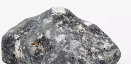 Fragmentos de asteroide de origem misteriosa intrigam cientistas; material pode ter vindo de Mercúrio