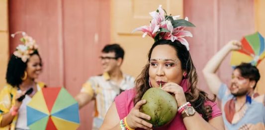 Carnaval: Dá para curtir 100% sóbrio? Foliões contam experiência