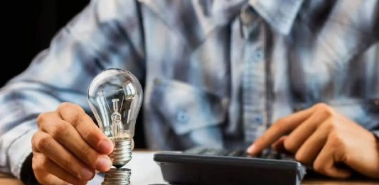 6 formas de deixar a conta de energia mais barata