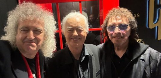 Encontro lendário de 3 dos maiores guitarristas da história do rock