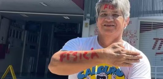 Idoso de 66 anos realiza sonho e é aprovado em Física na universidade federal