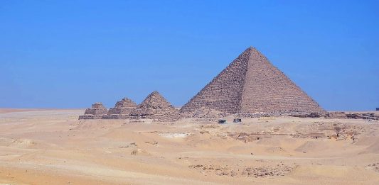Descoberta geográfica revela como foram erguidas as pirâmides no Egito