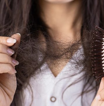 Ingrediente milagroso dá fim à queda de cabelo e pesadelo de mulheres na menopausa