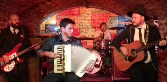 The Beatles no Acordeon celebra dez anos com show em Bento Gonçalves