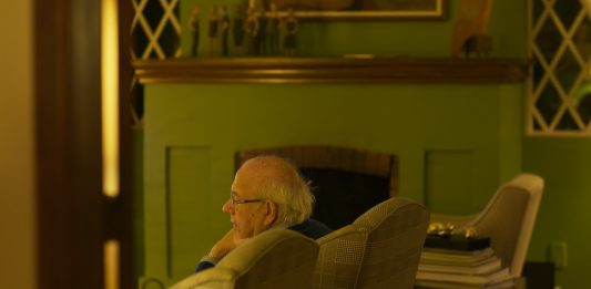 Documentário inédito sobre Luis Fernando Verissimo estreia no Festival É Tudo Verdade