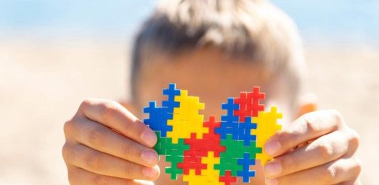 Dia Mundial de Conscientização sobre o Autismo é celebrado nesta terça-feira