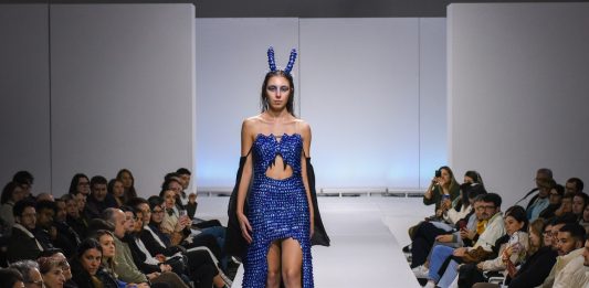 Foto: Trabalho Rainha Tiamat, de Talyta Bandeira/Projeto apresentado na última edição da Maratona de Moda/Crédito Bruno Zulian 