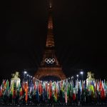 Foto: Vista geral de como as bandeiras dos países participantes durante a cerimônia de abertura das Olimpíadas de Paris 2024/Stephanie Lecocq/Reuters