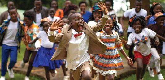 Foto: Coral Watoto/Reprodução Site watoto.com