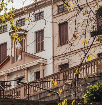 Foto: Fachada Mosteiro Hotel de Charme/Divulgação