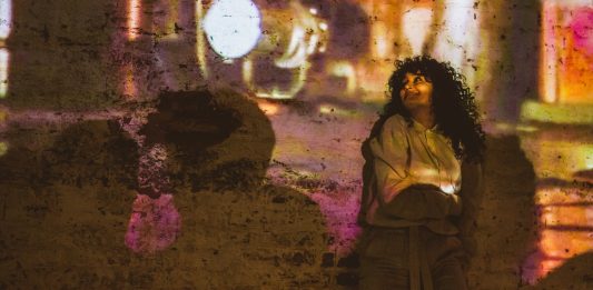 Foto: Espetáculo “Manifesto de uma mulher de Teatro”/Divulgação