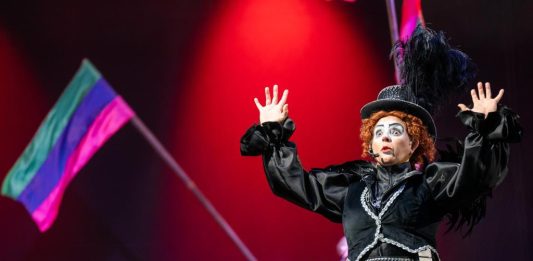 Foto: Grupo Tholl abre quarta temporada do projeto Téti - Teatro em Família/Crédito Tholl Divulgação