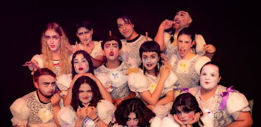 Foto: Espetáculo Mamutes Food é resultado da turma de 2024/Crédito Marcelo Pedroso
