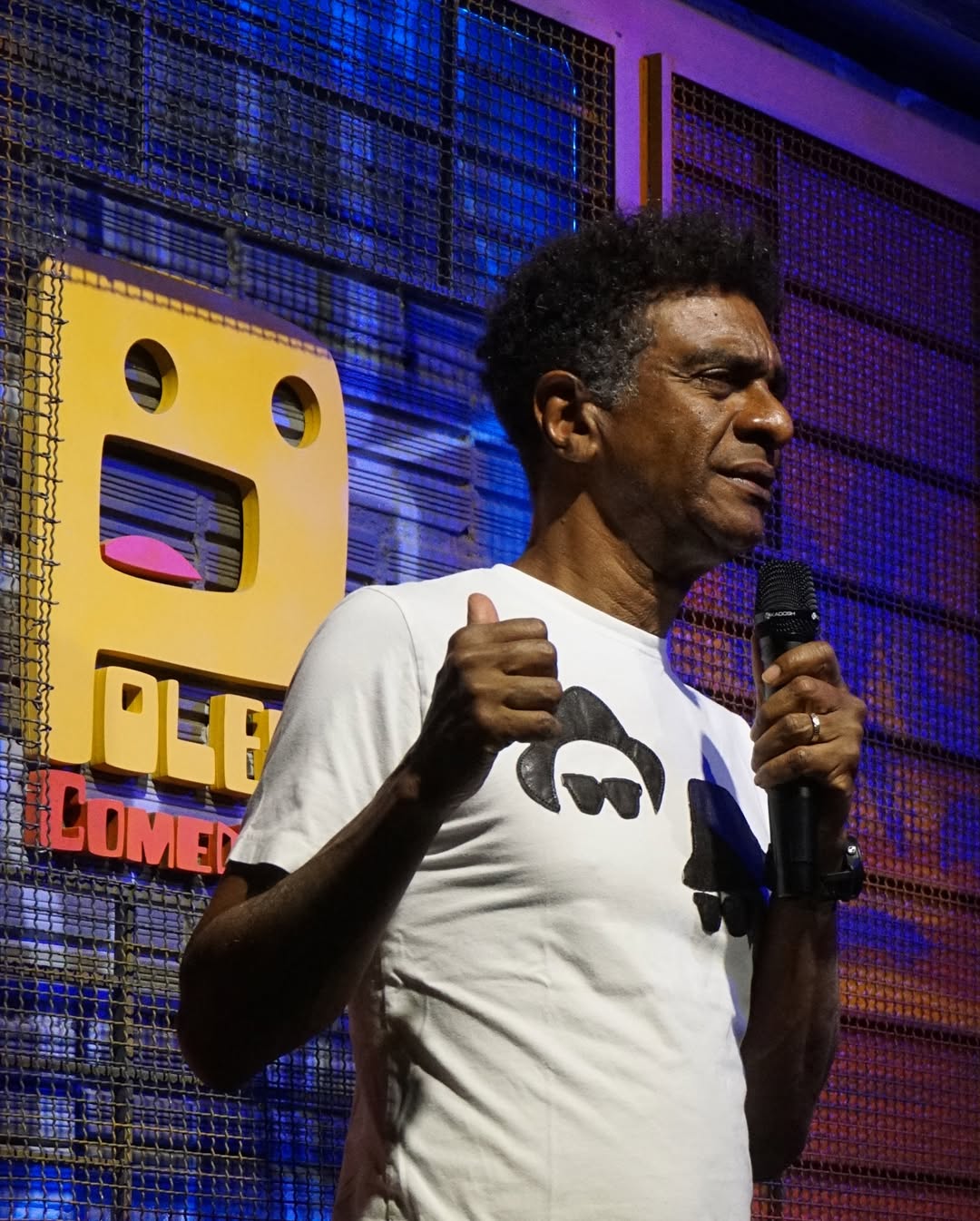 Humoristas Helio de La Peña, Bruna Feitoria e Betina Câmara retornam a Caxias do Sul